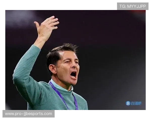 伊拉克足球历史十大传奇球星回顾与成就分析